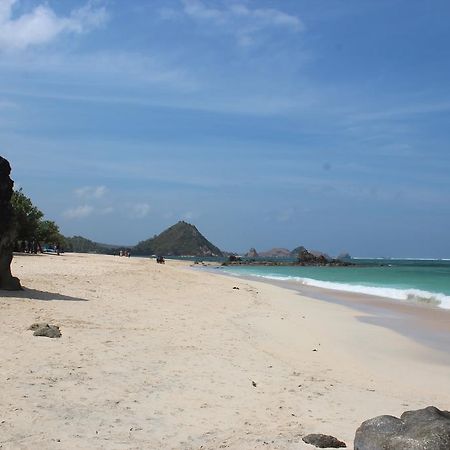 Tastura Beach Hotel Kuta  المظهر الخارجي الصورة