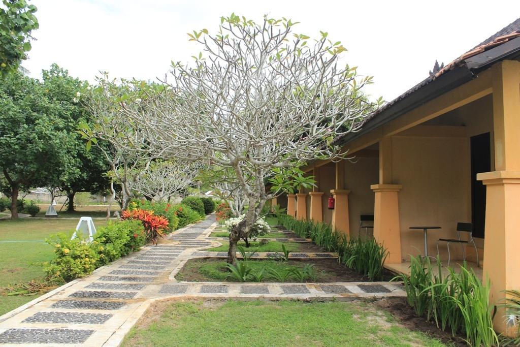 Tastura Beach Hotel Kuta  المظهر الخارجي الصورة
